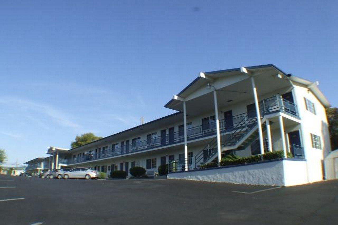 University Inn At San Luis Obispo Esterno foto